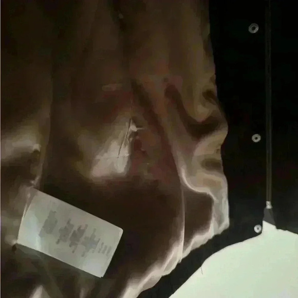 Laura  plus NWT jacket with hoodie - Picture 9 of 9